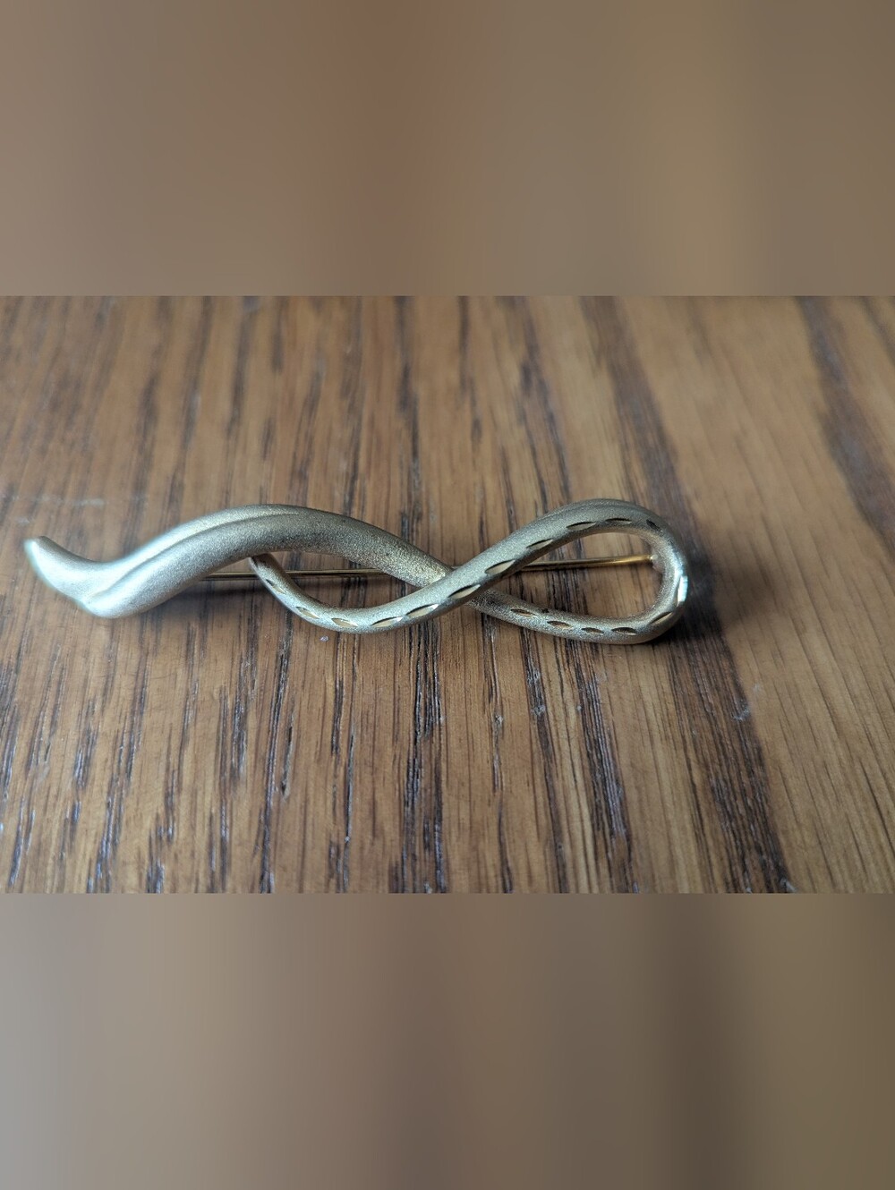 Keyes Modernist Brooch